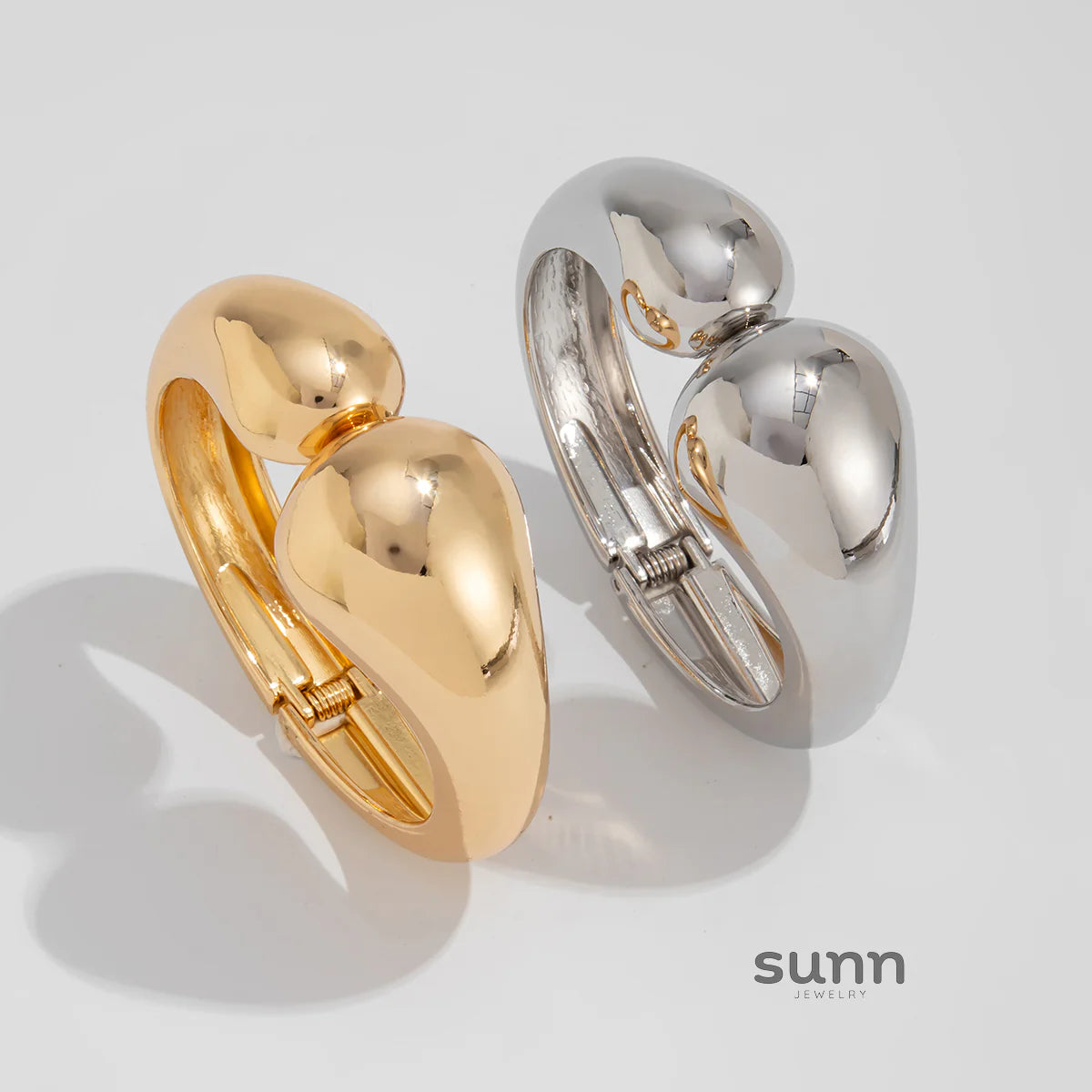 Irie Wavy Waterdrop Cuff