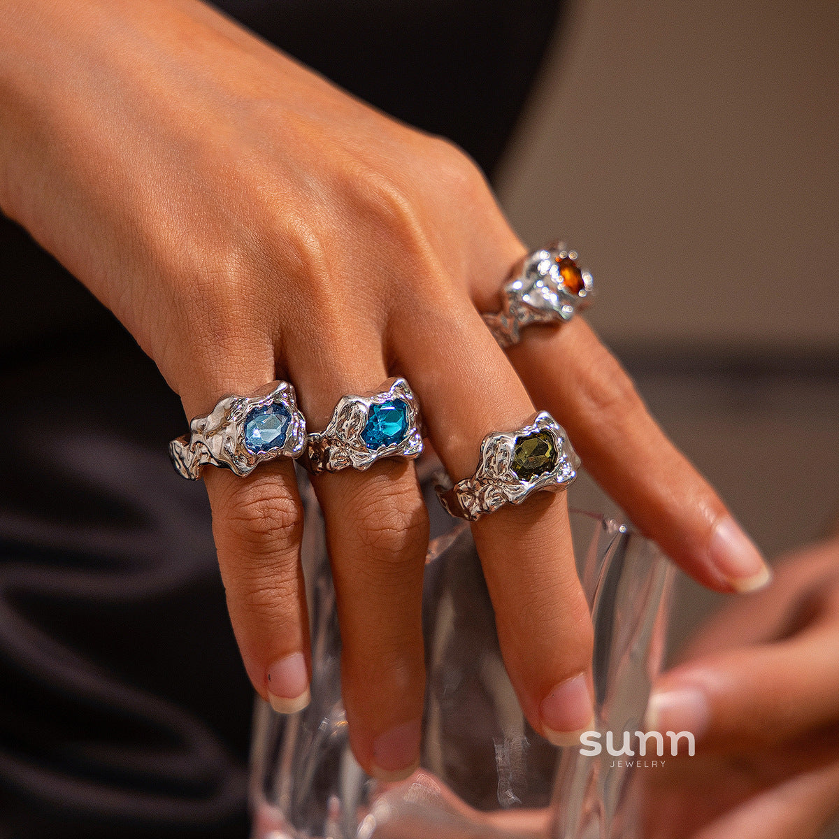 Isabel Liquid Metal Ring Set [RGN2ZPZD]