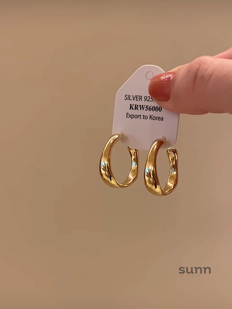 Isabellah Asymmetrical C-Hoop Earrings [SEQIC2B9]