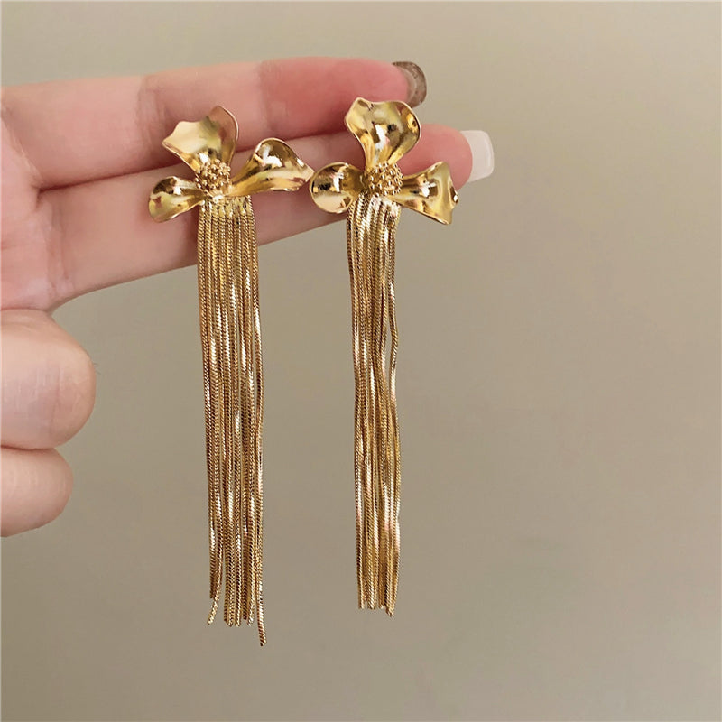 Isabelle Floral Tassel Earrings [PE0NQF6K]