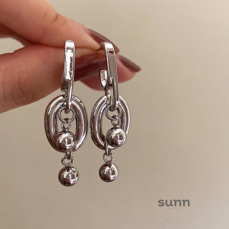 Island Silver Geometric Hoops [L16M3ZMQ]
