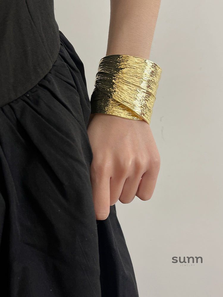 Isobel Sculptural Cuff Bracelet [4OQWKI1K]