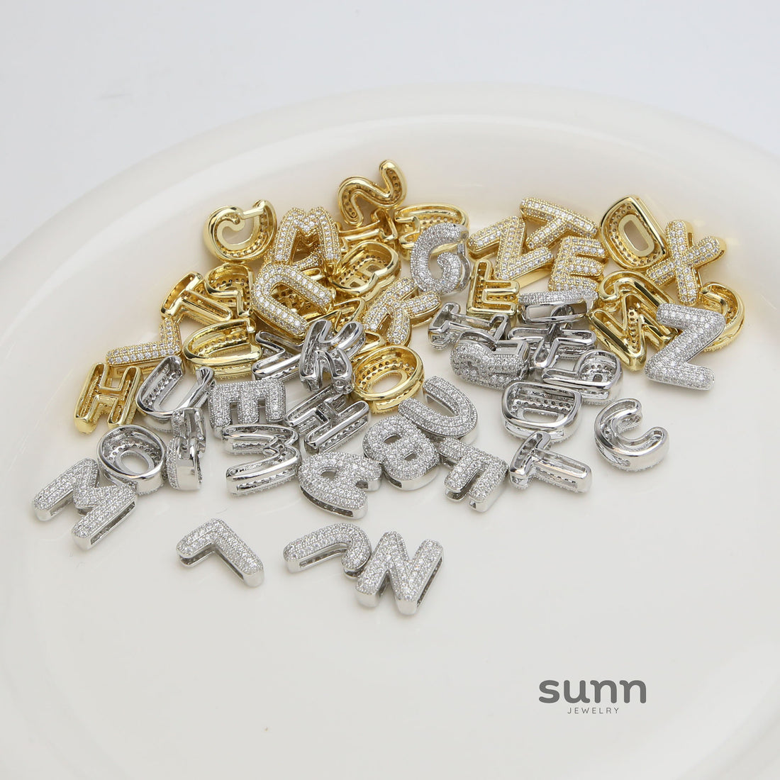 Israa Gold Bubble Letter Bracelet [BKPR3XKG]