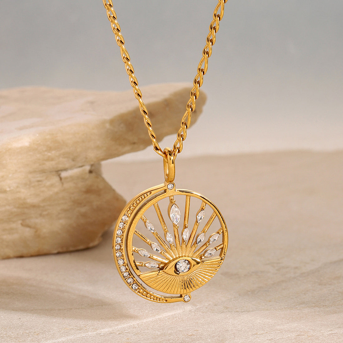 Itzel Diamond Pendant Necklace [NQCM8LH4]