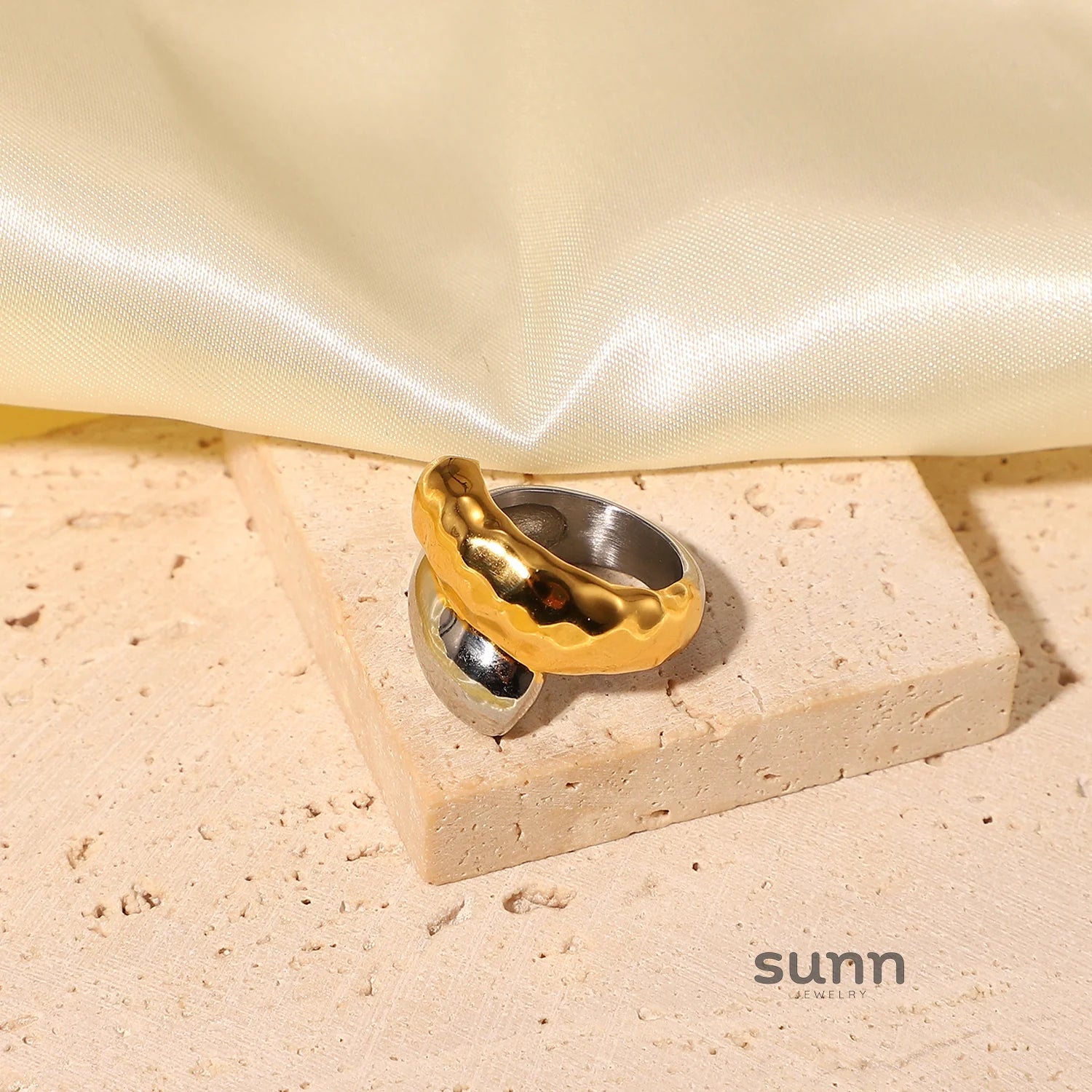 Ivette Linked Cross Ring
