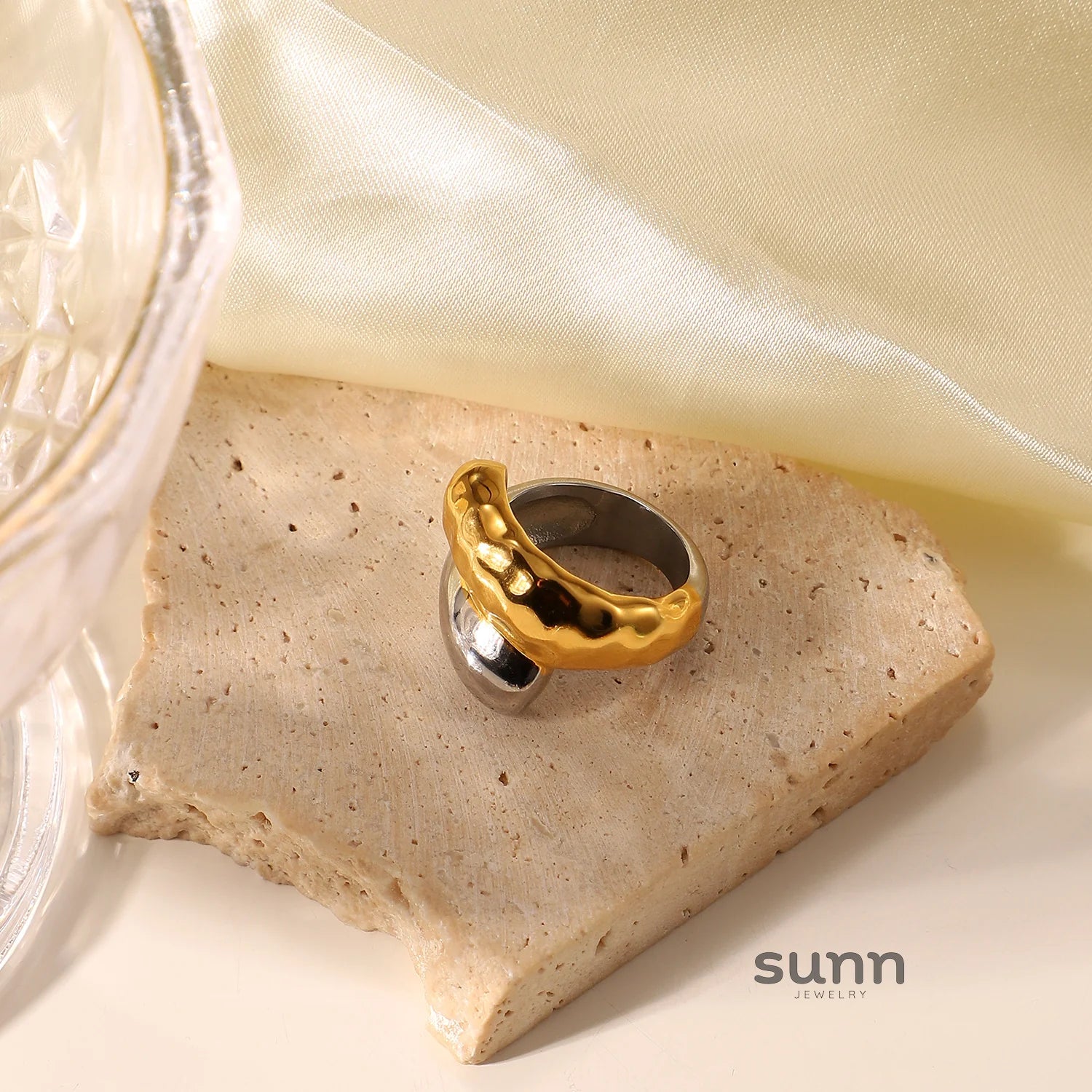 Ivette Linked Cross Ring