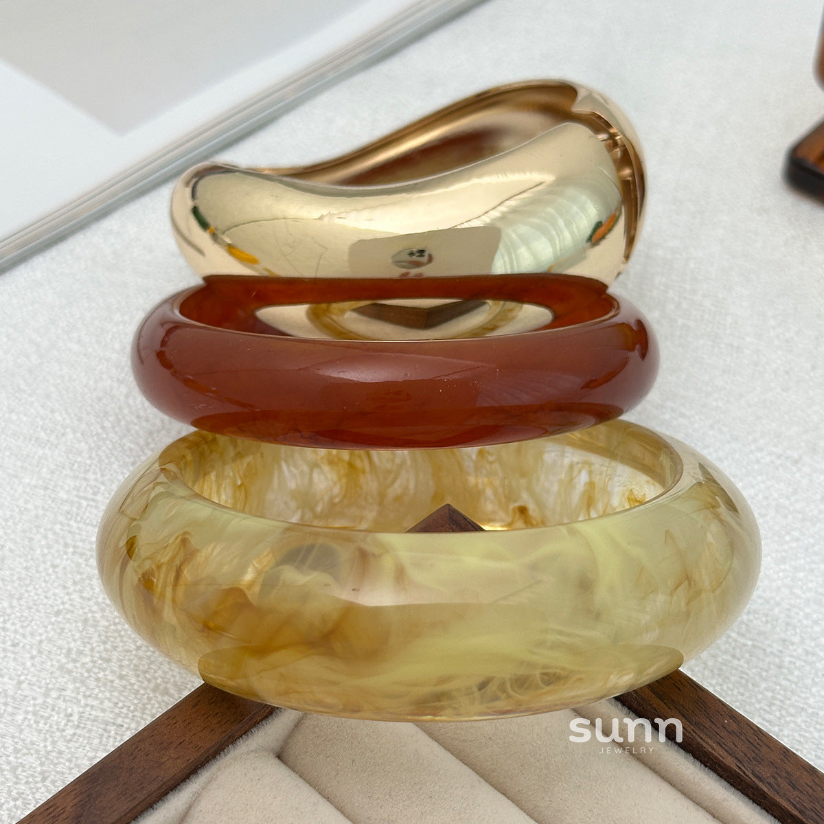 Ixchel Bold Chunky Bangle [ZYZNSGP4]