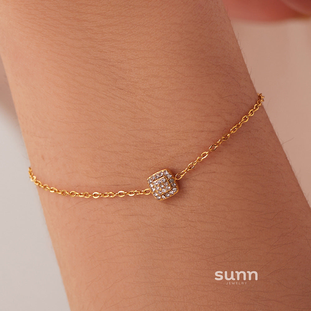 Iyla Sparkling Zircon Bracelet [J3HY0Y2K]