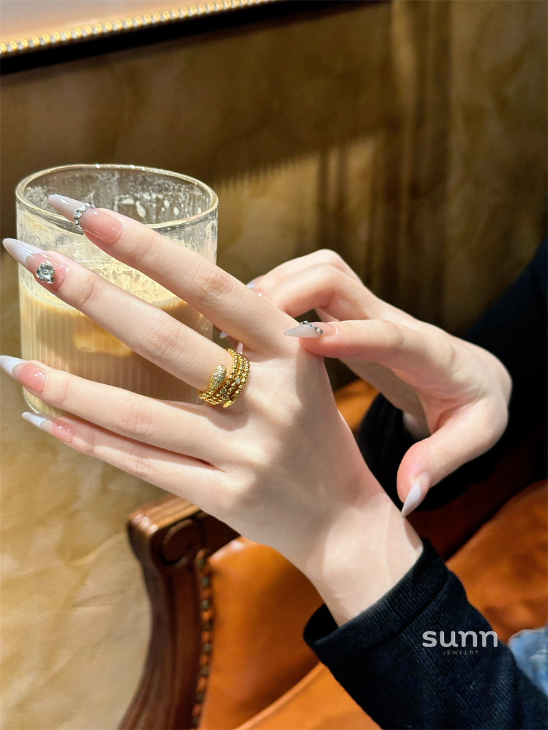 Izabelle Gold Zircon Snake Ring [VNDQ5BL2]