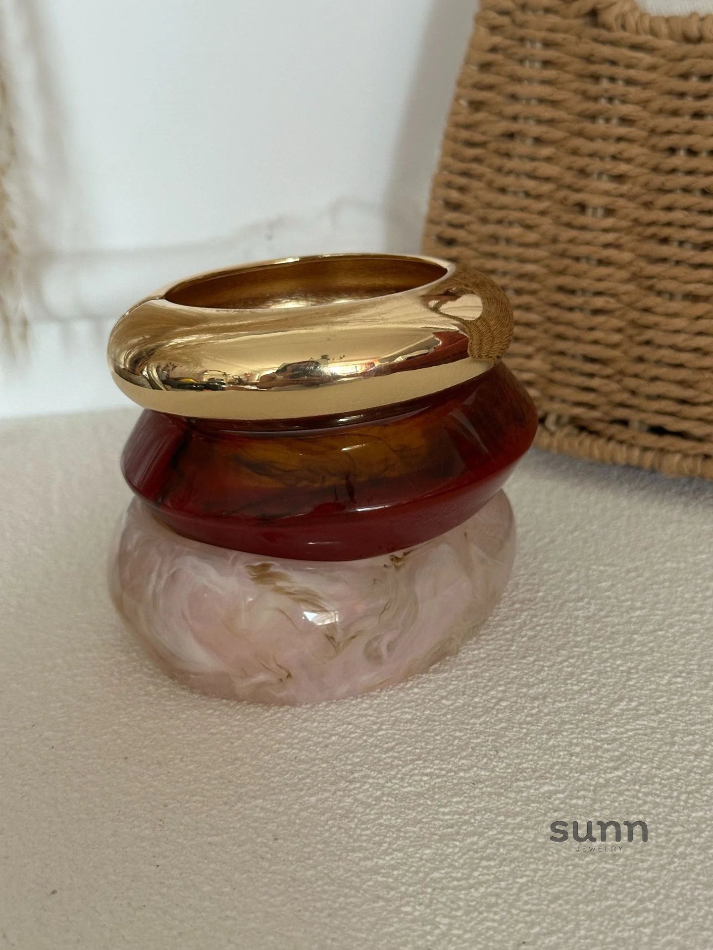 Izel Statement Metal Bangle
