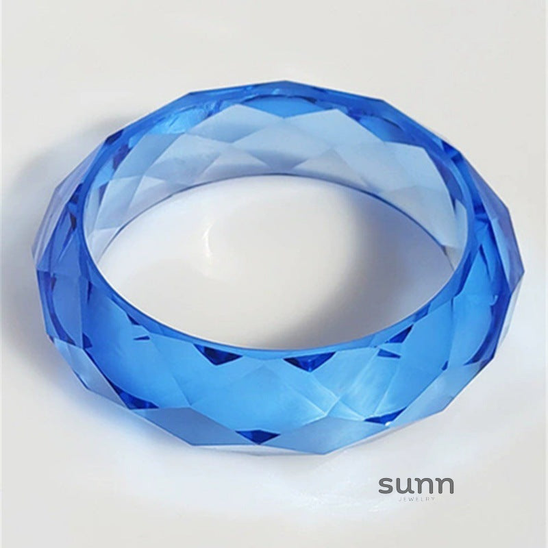 Izzy Faceted Crystal Bangle [8STM2QGJ]