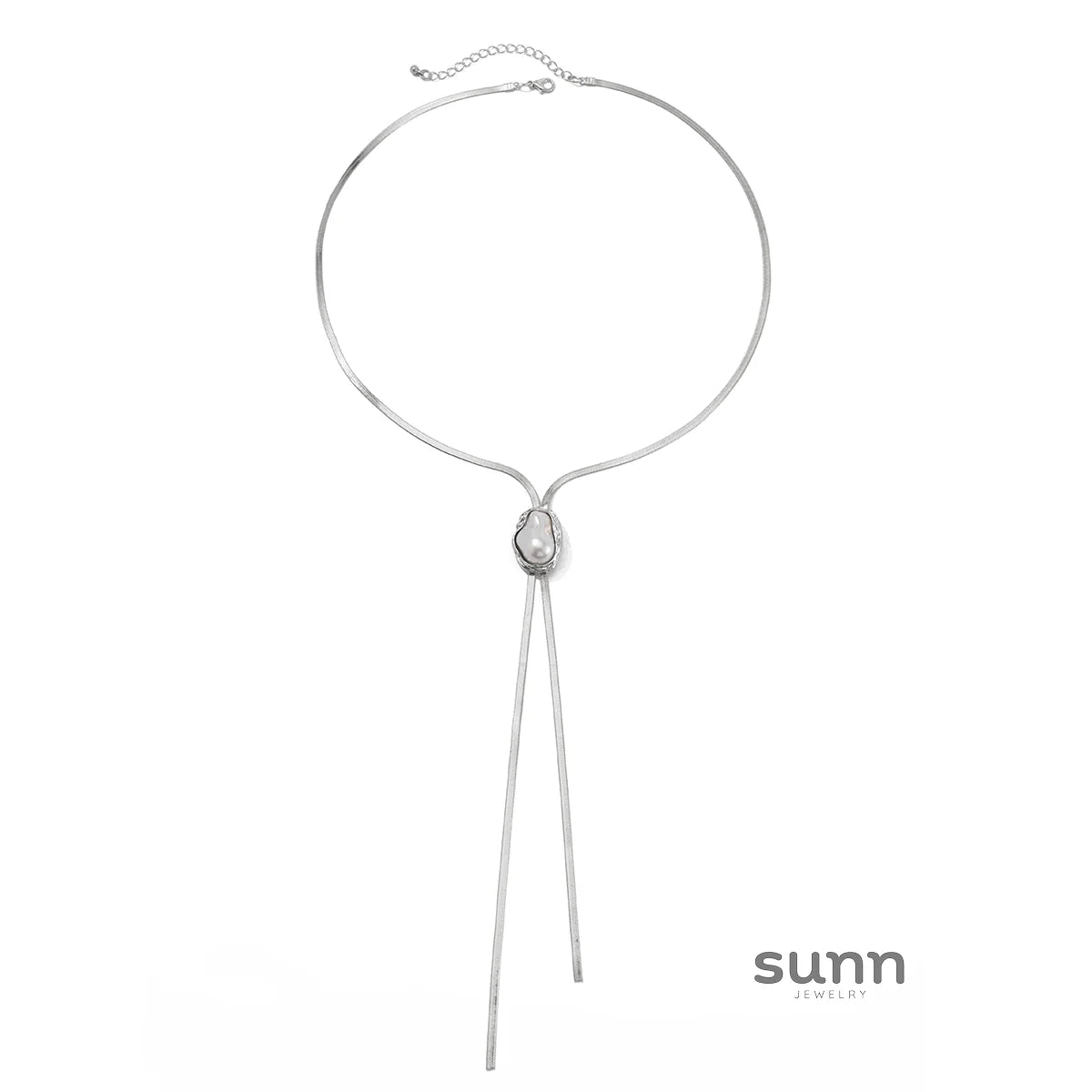 Jacelyn Flat Snake Pearl Necklace