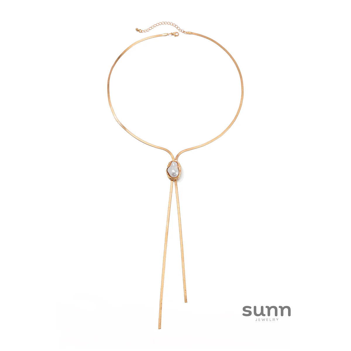 Jacelyn Flat Snake Pearl Necklace