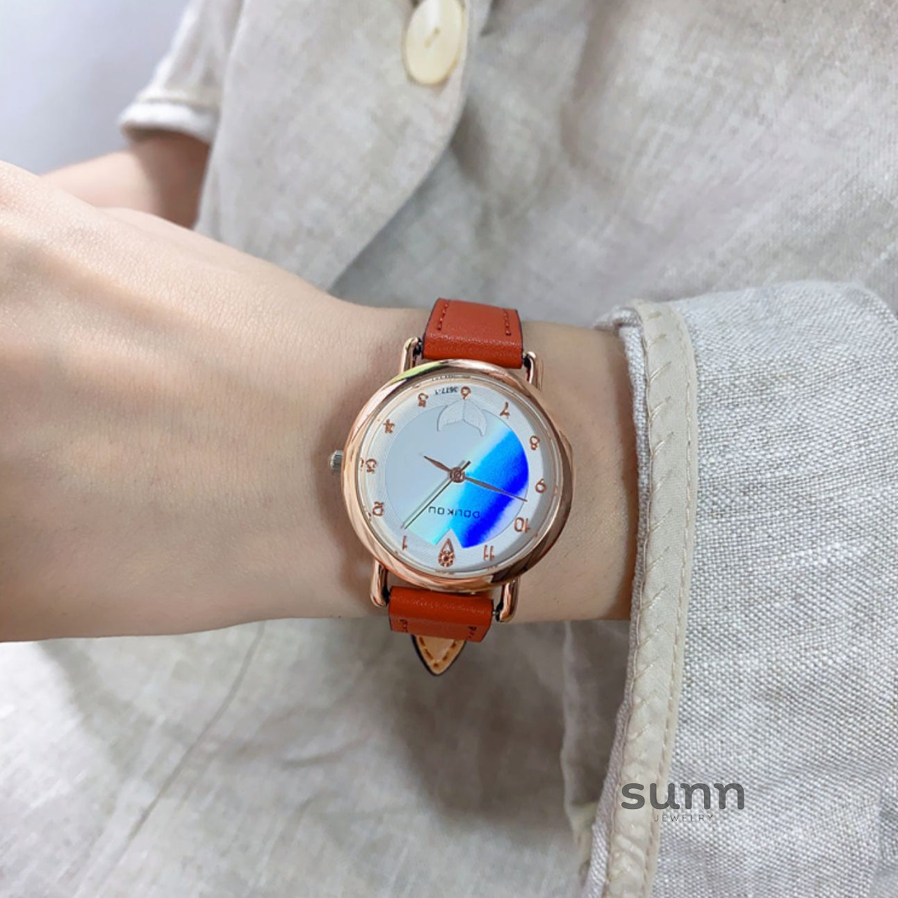 Jacelyn Radiant Mother-of-Pearl Watch [3JEMWQ65]
