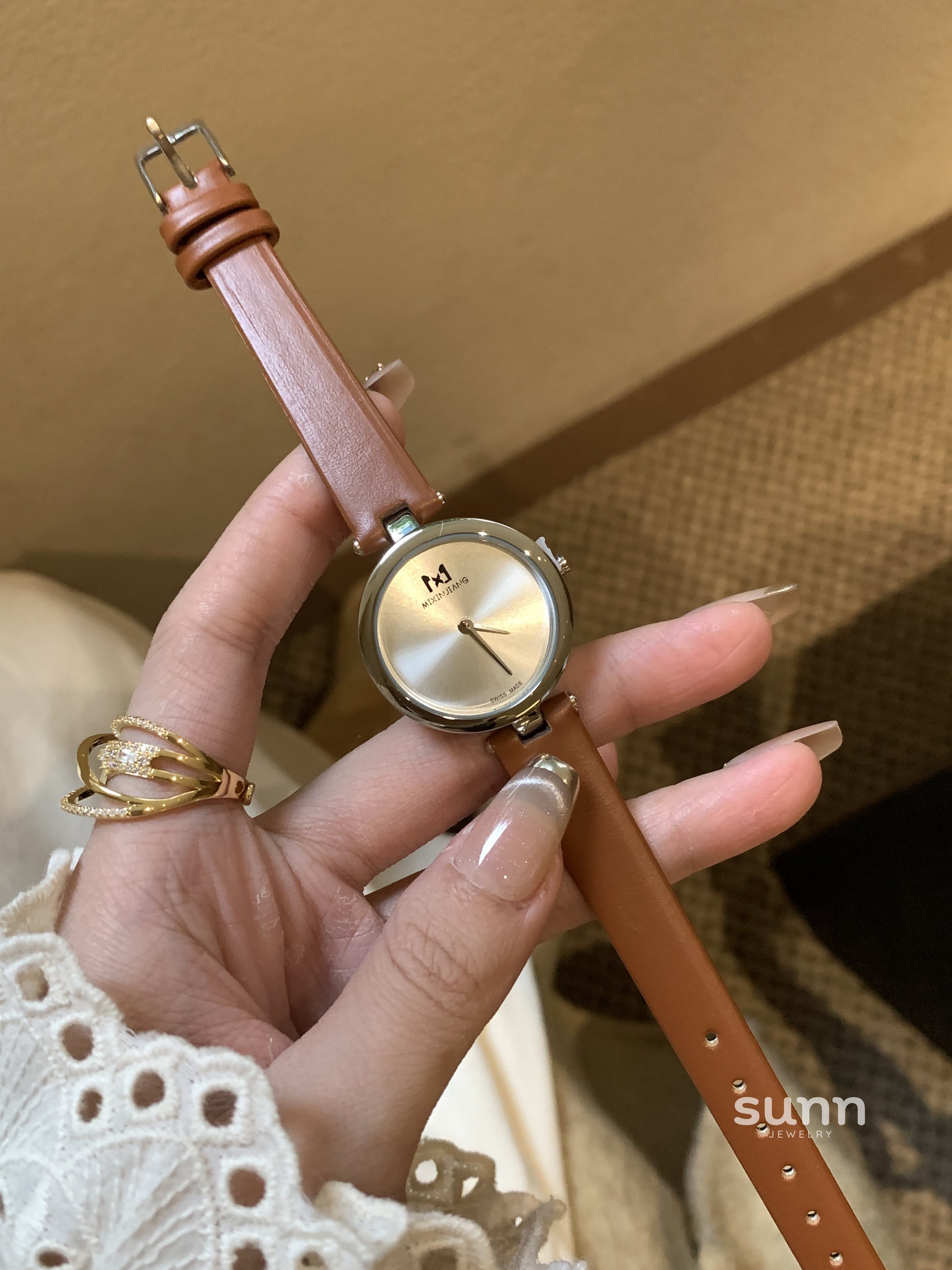 Jackeline Glare Mini Dial Watch [CXFBRH63]