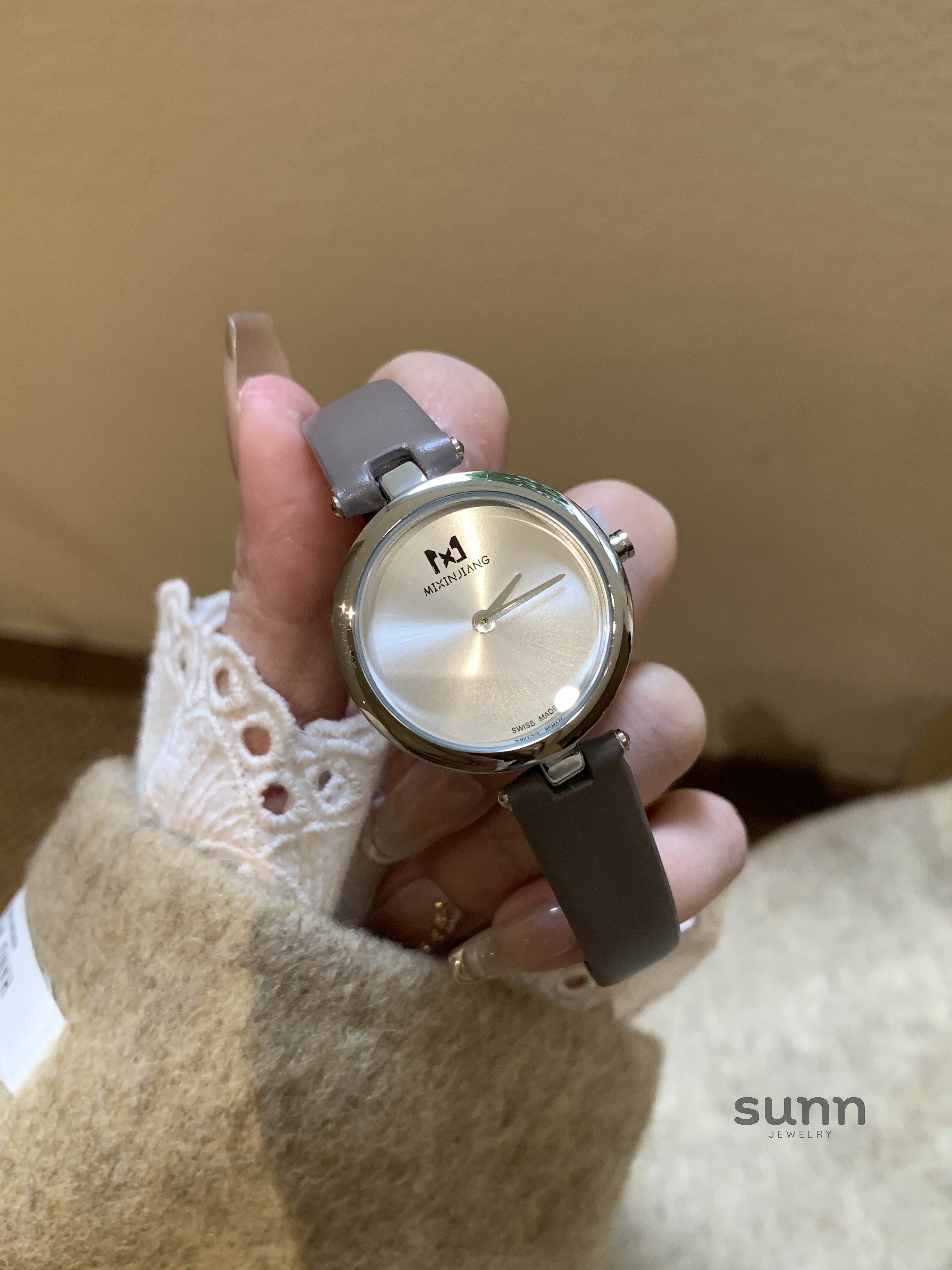 Jackeline Glare Mini Dial Watch [KY9WD48K]