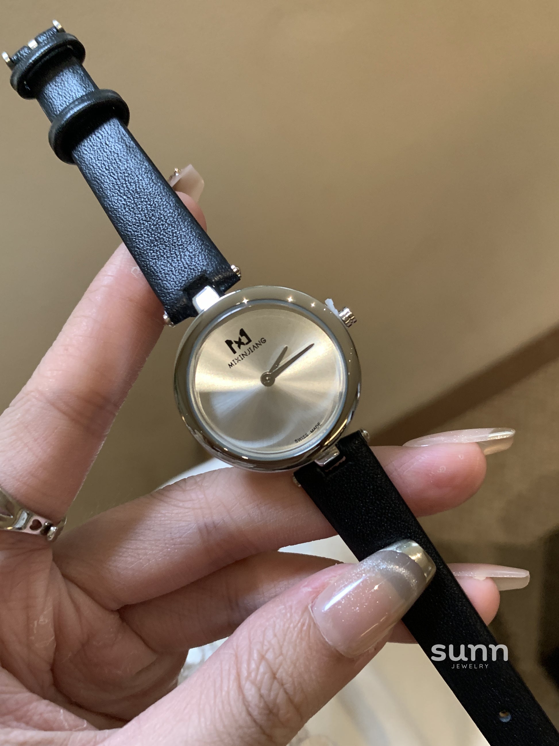 Jackeline Glare Mini Dial Watch [ER3E2KN0]