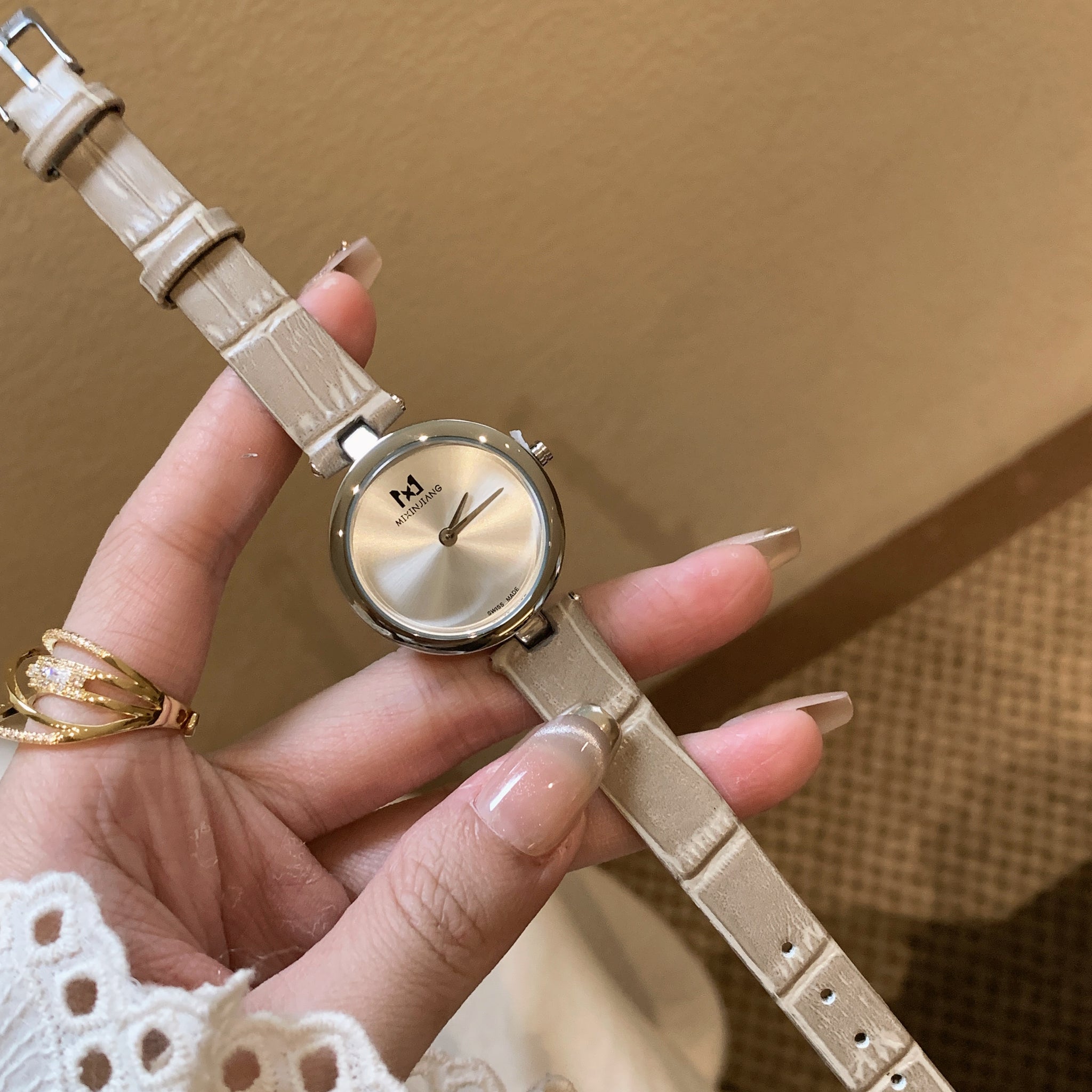 Jackeline Glare Mini Dial Watch [YMDSYIMD]