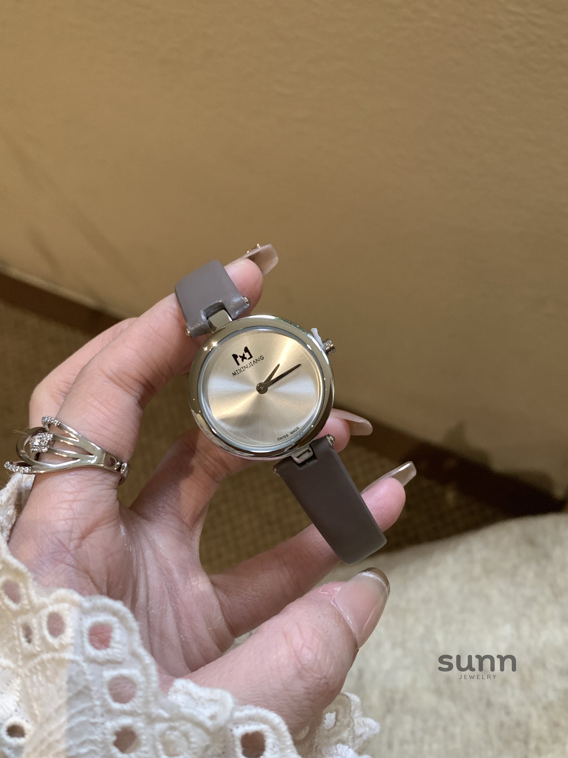 Jackeline Glare Mini Dial Watch [2UC701LC]