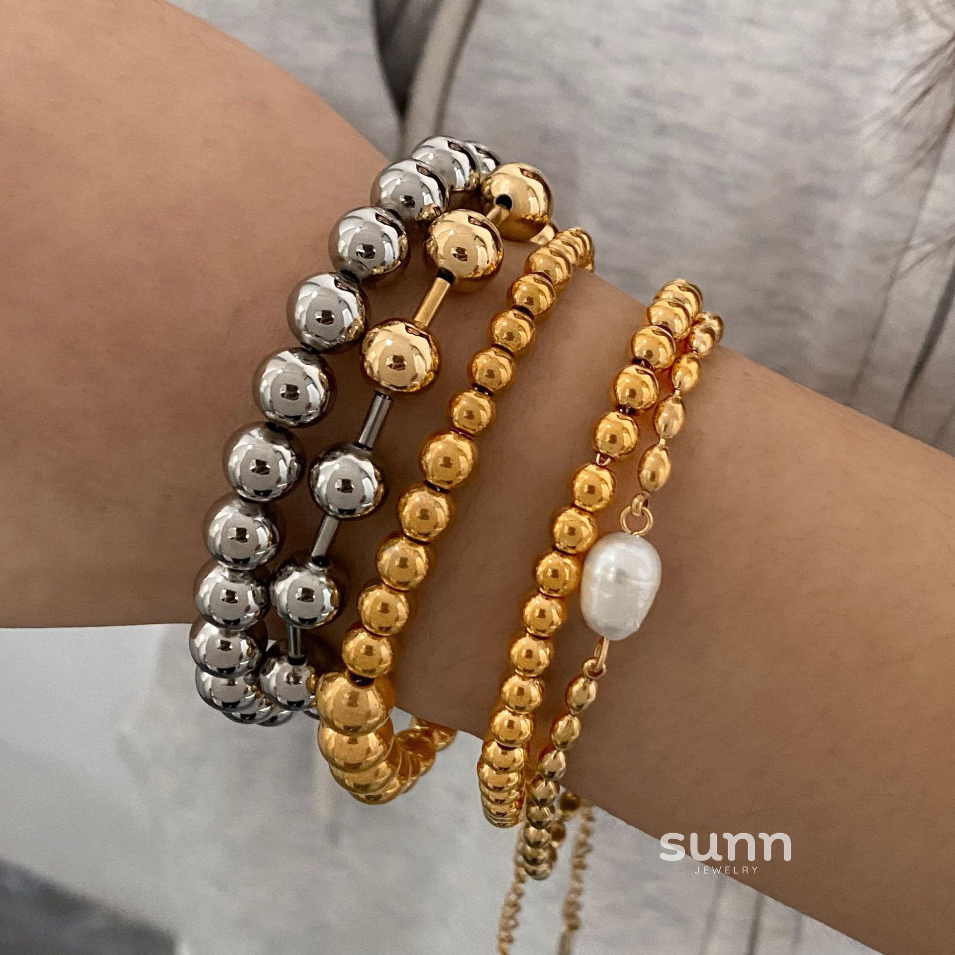 Jackeline Layered Charm Bracelet Set [HOQTDHCC]