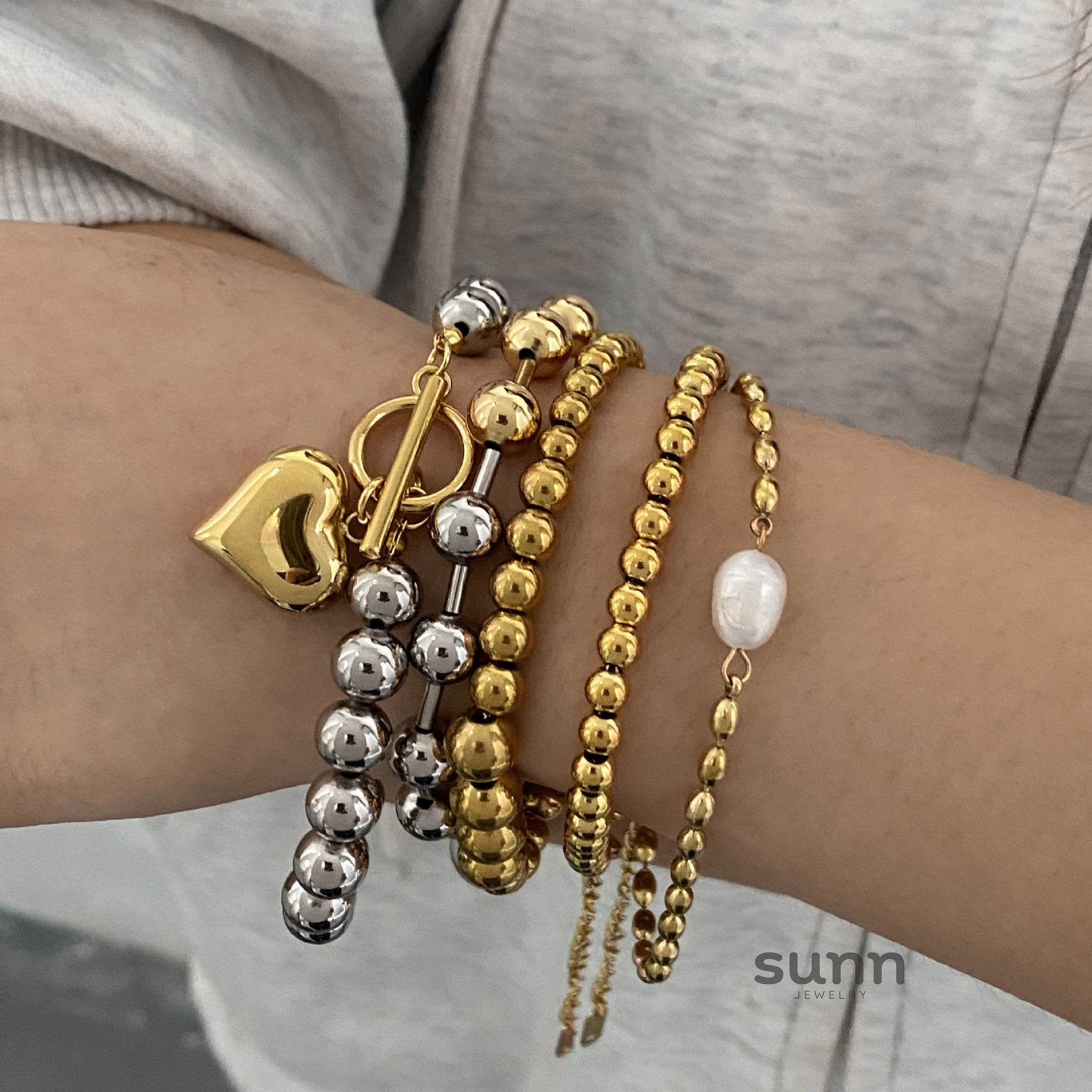 Jackeline Layered Charm Bracelet Set [YTESJWE8]