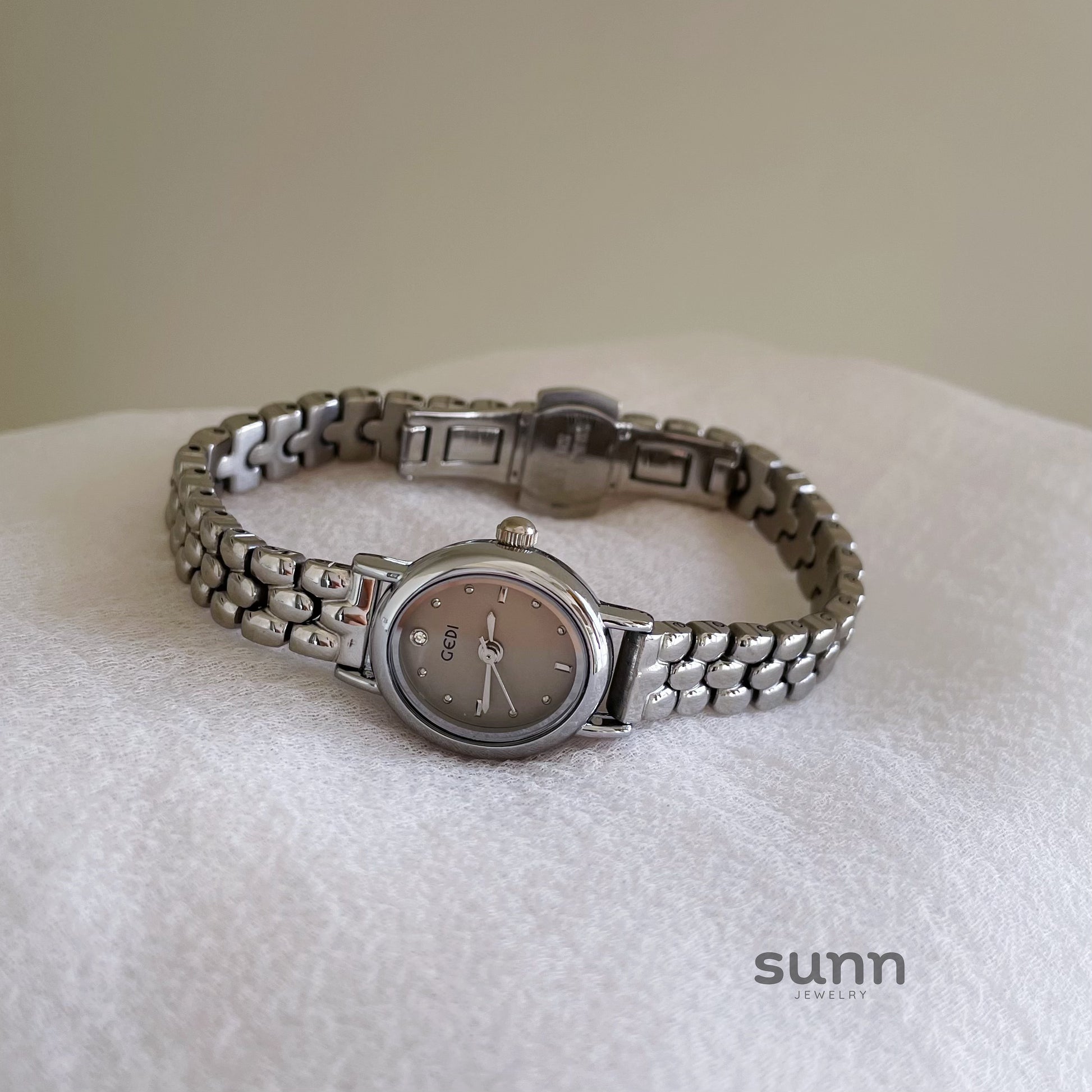 Jacklyn Oval Steel Watch [4CCCF0PN]