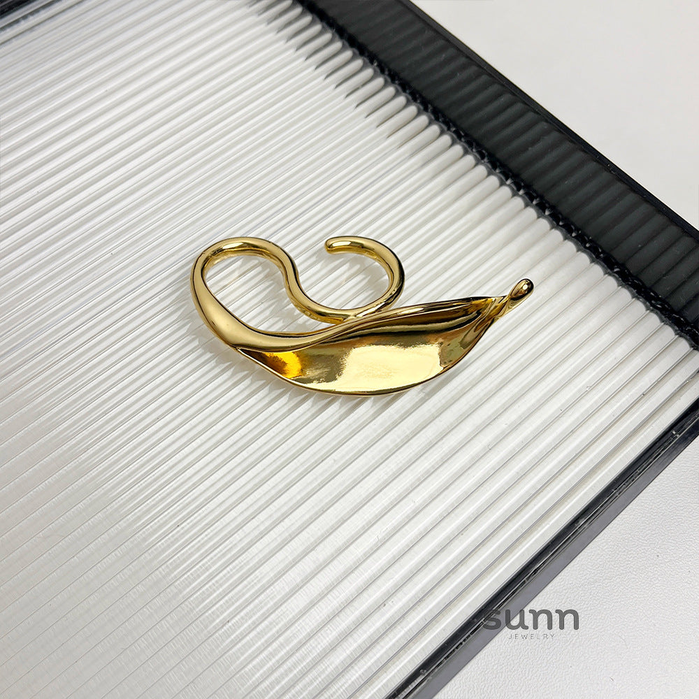 Jade Sculptural Leaf Ring [7TJW8DFX]