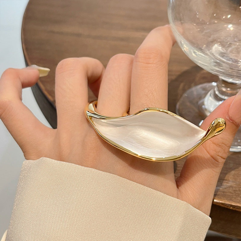 Jade Sculptural Leaf Ring [E00V9E54]