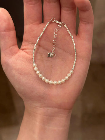Jaedyn Iridescent Pearl Bracelet