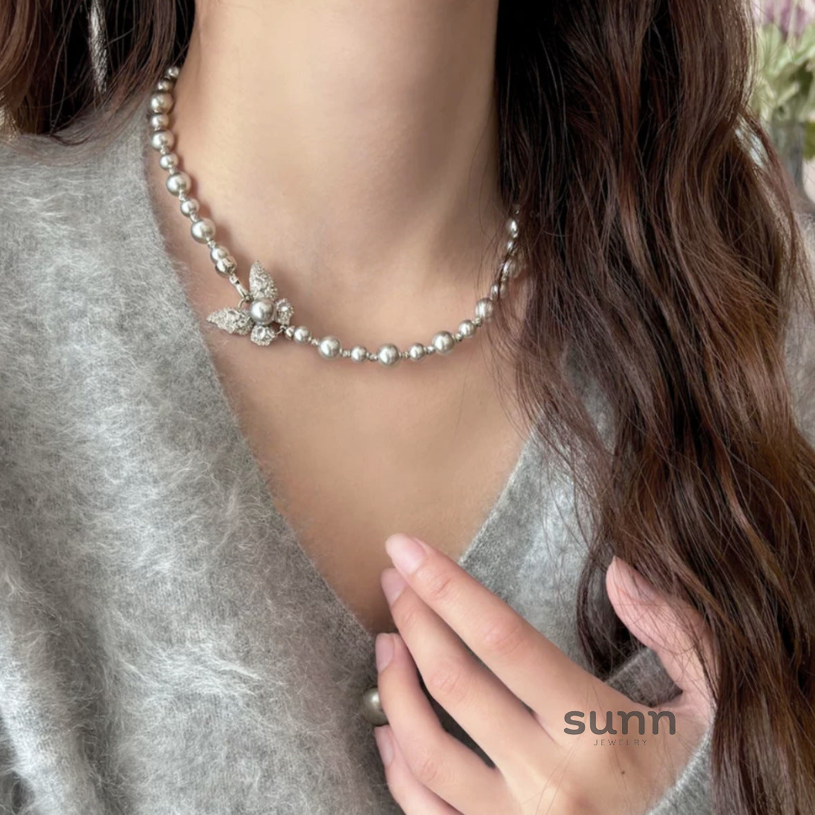 Jaela Butterfly Pearl Necklace [DALQOUA6]