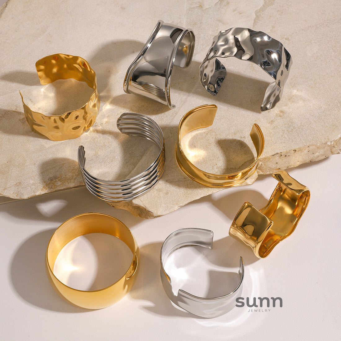 Jaelle Stainless Steel Bangle [Q00ZAXF6]
