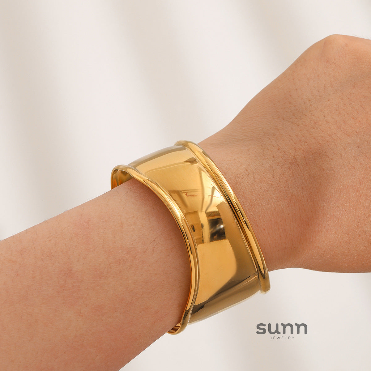 Jaelle Stainless Steel Bangle [568QN0WT]