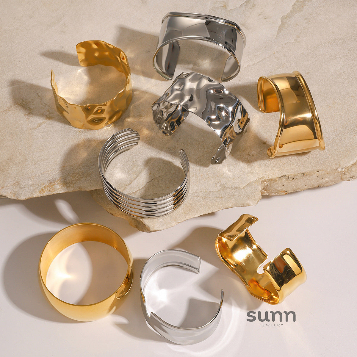 Jaelle Stainless Steel Bangle [R06P3A0U]