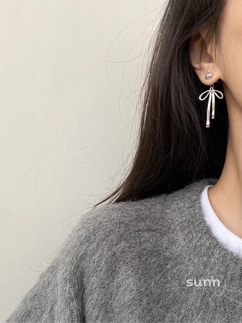 Jaia Metal Bow Studs