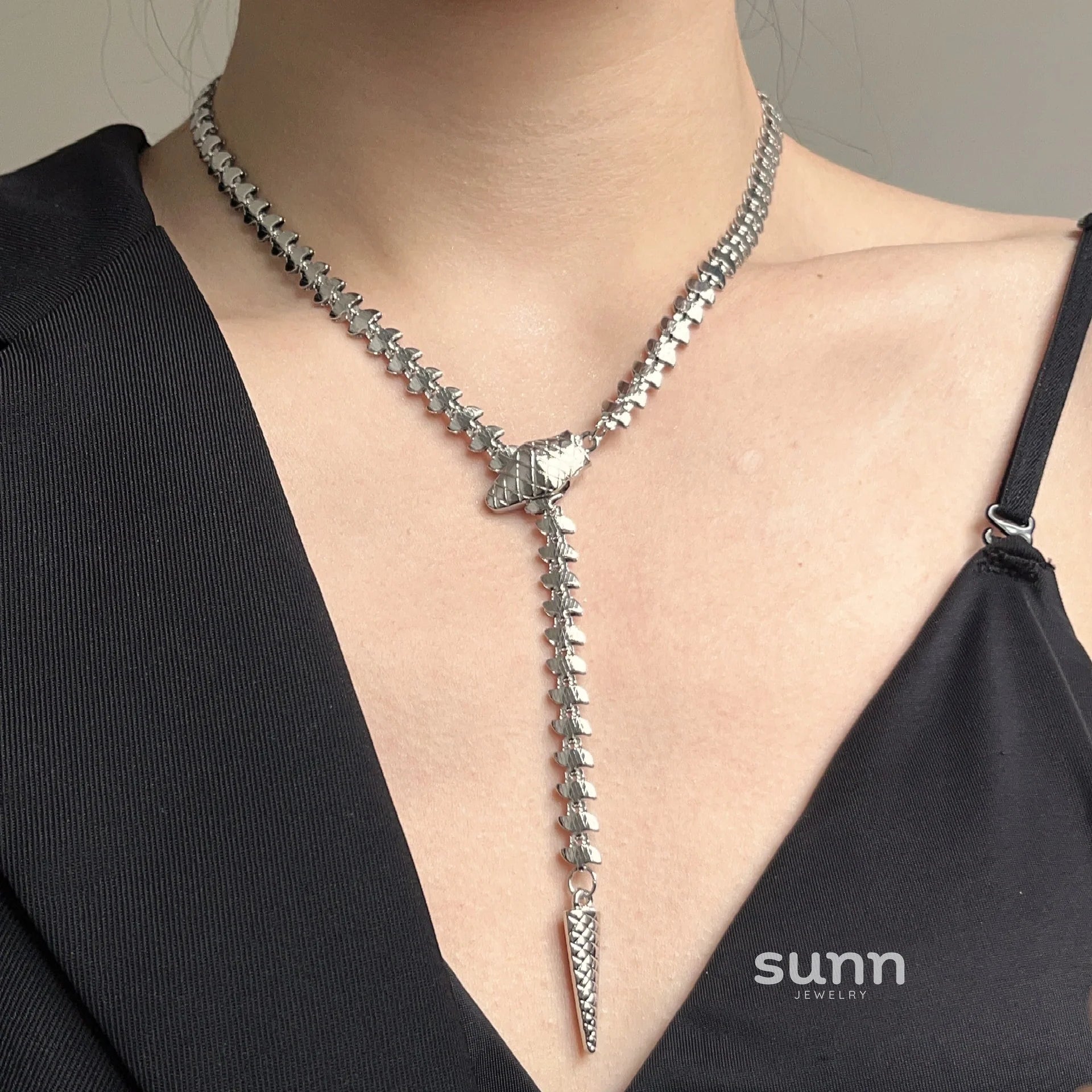 Jaidah Snake Choker Necklace