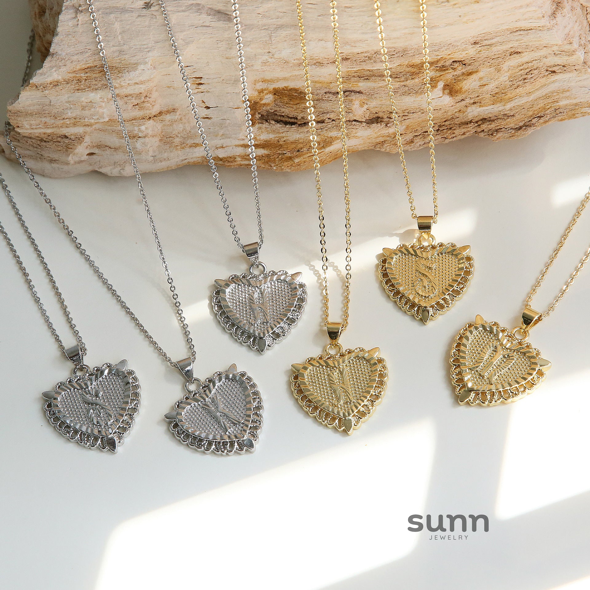 Jaidyn Dainty Initial Necklace [OKTCWPKQ]