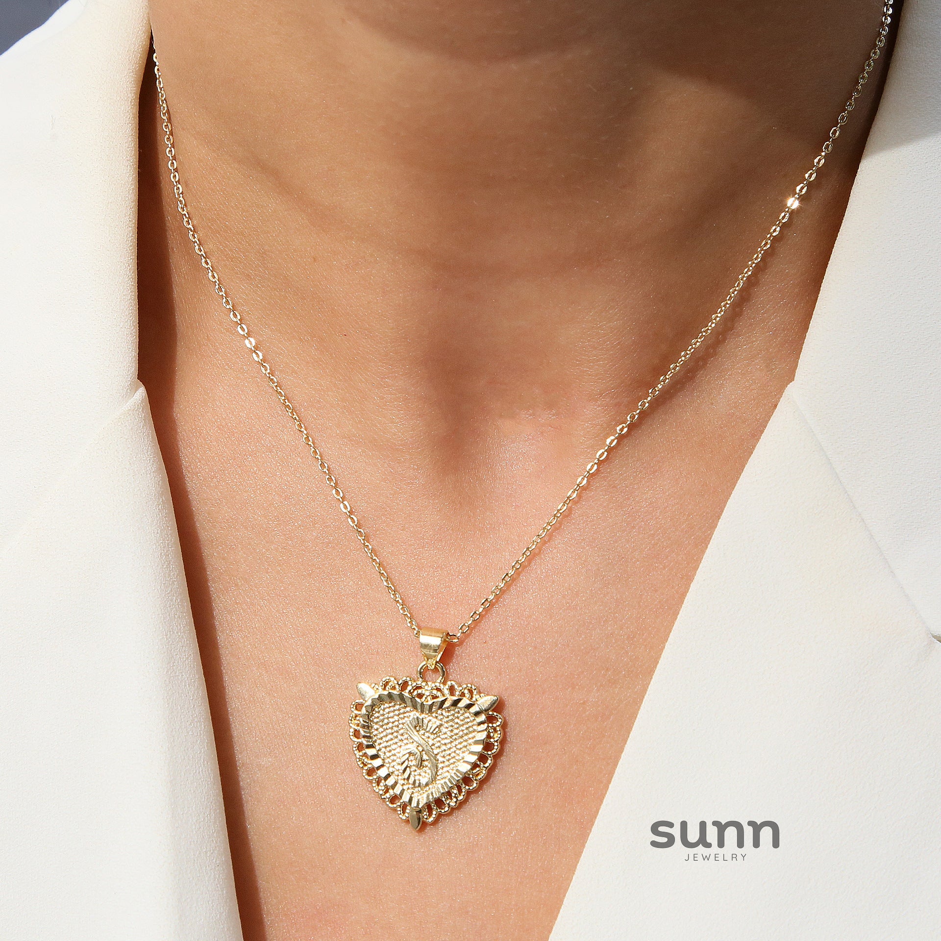 Jaidyn Dainty Initial Necklace [20D0UQJ7]