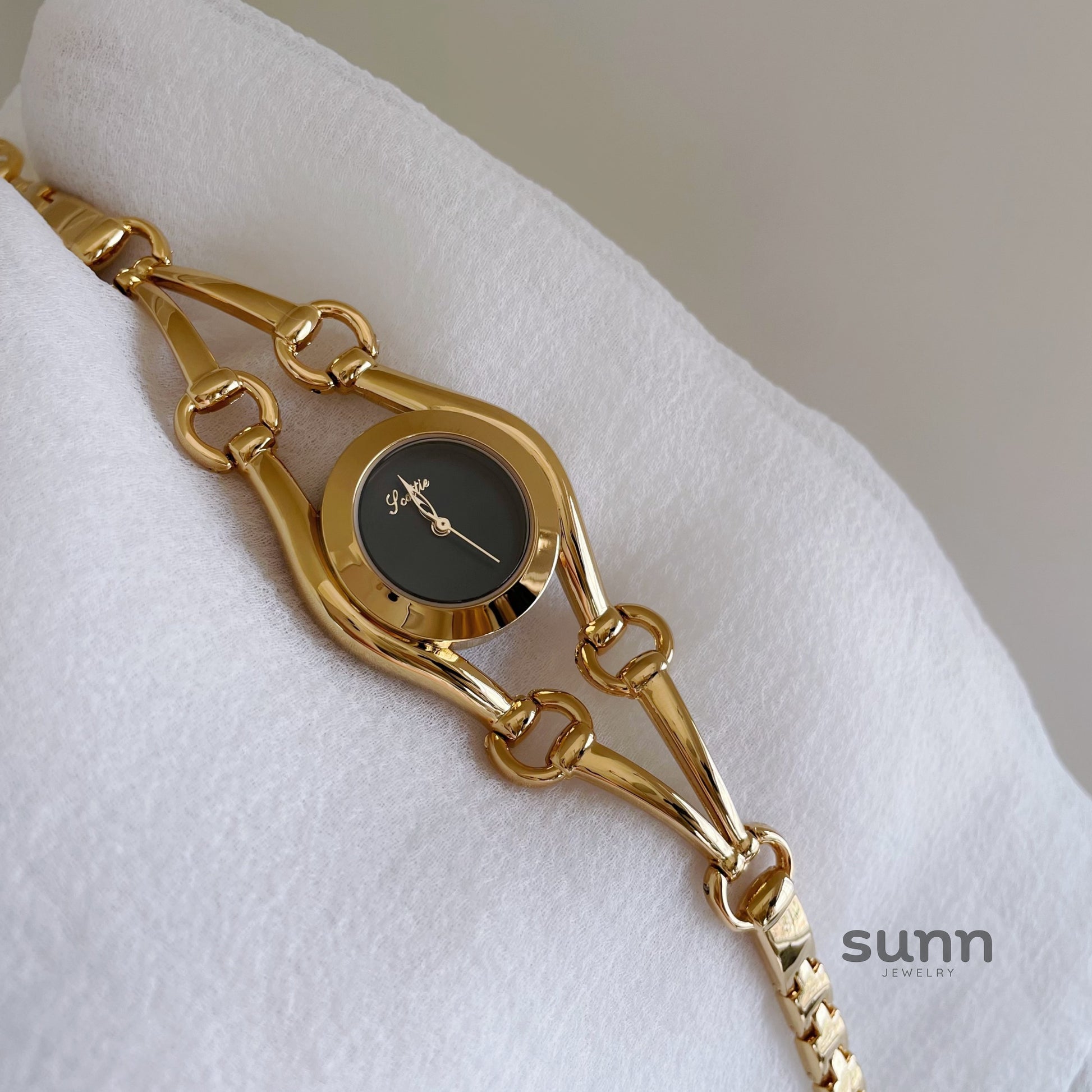 Jaime Gold Bracelet Watch [0AAV5EGT]