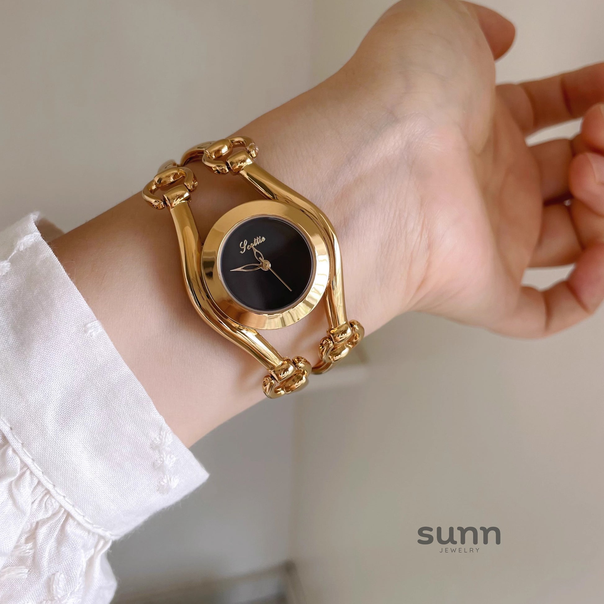 Jaime Gold Bracelet Watch [2P7FJTBH]