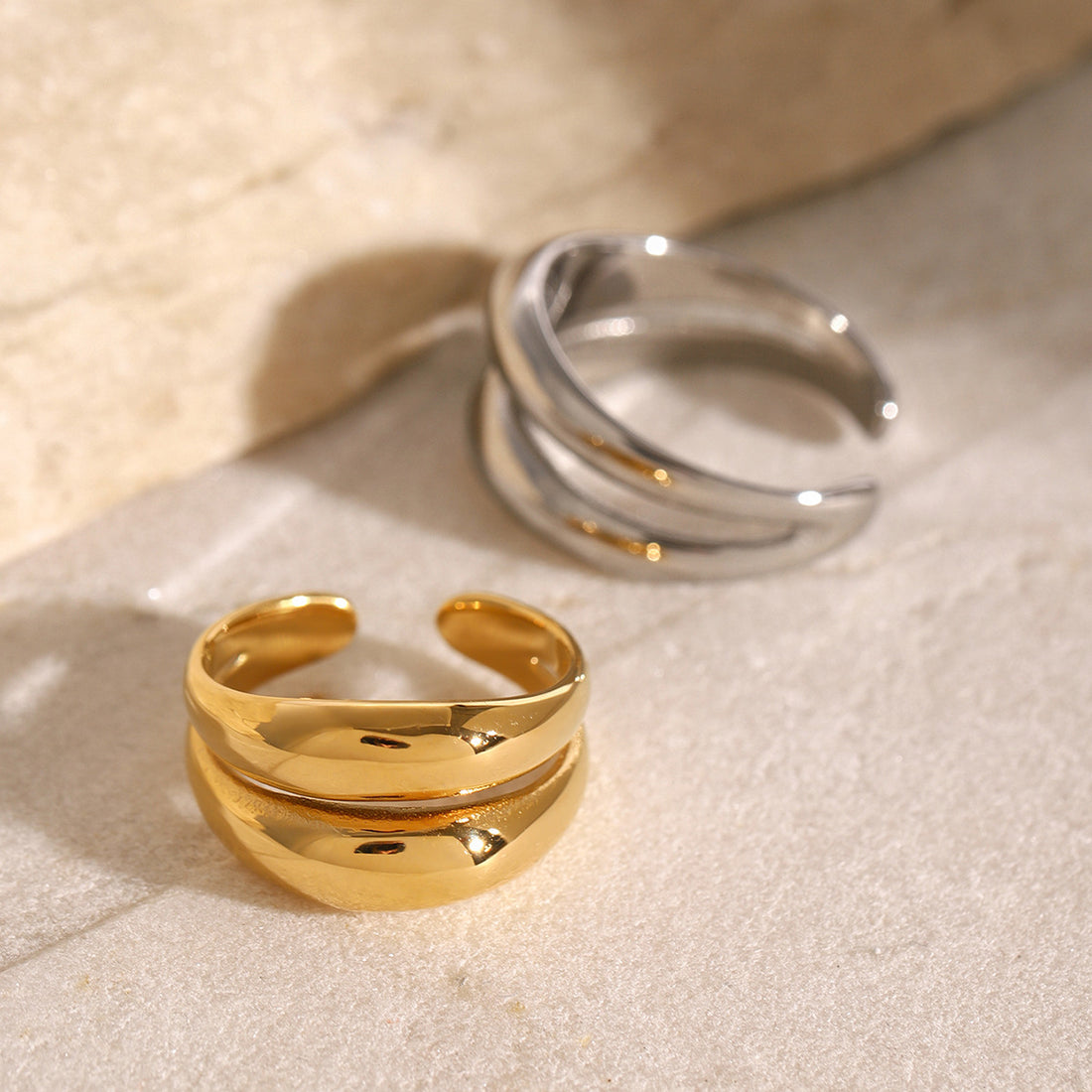 Jalaya Sculpted Layered Ring [C1WAJ043]