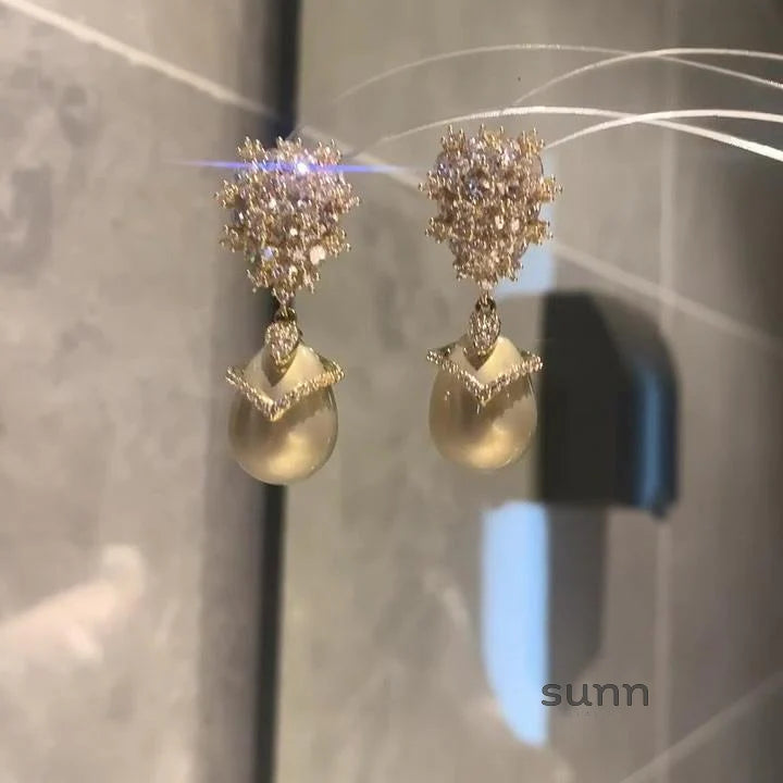 Jaleesa Celestial Pearl Star Studs
