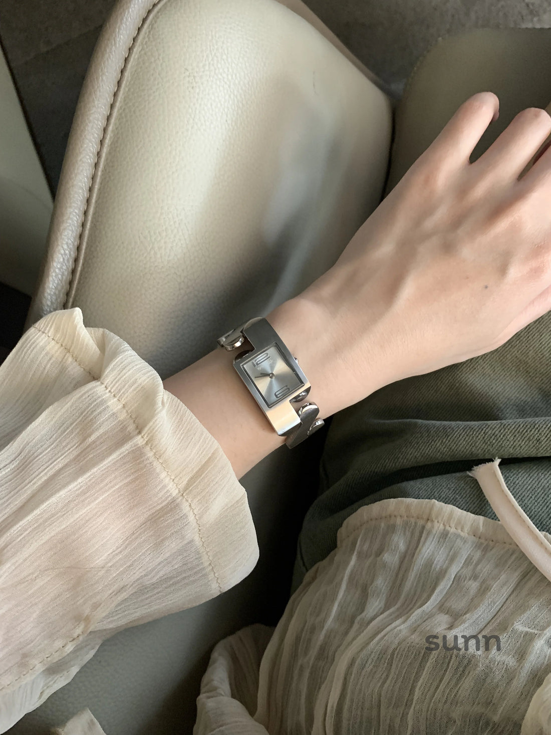 Jaleigh Vintage Silver Wrist Watch