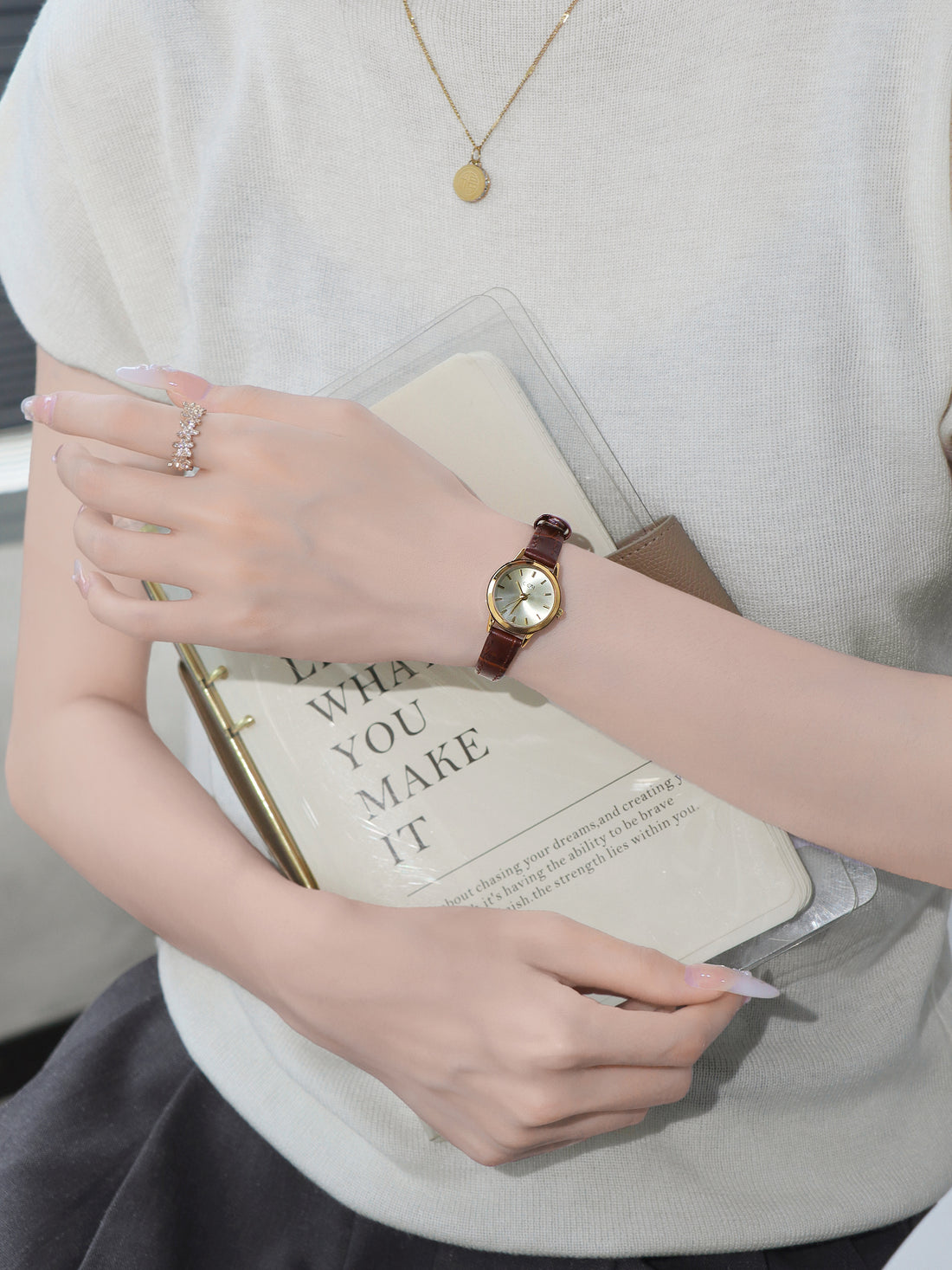 Jaleyah Petite Leather Watch [TTEIKN92]