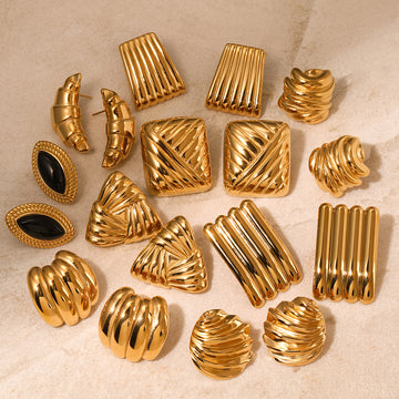 Jalyssa Wavy Bar Earrings [C8L92OMW]