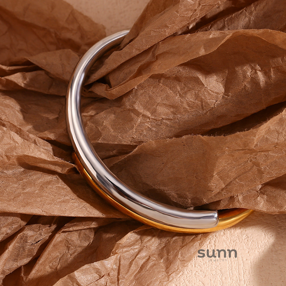 Jamia Two-Tone Intertwined Bracelet [AYBZYMND]