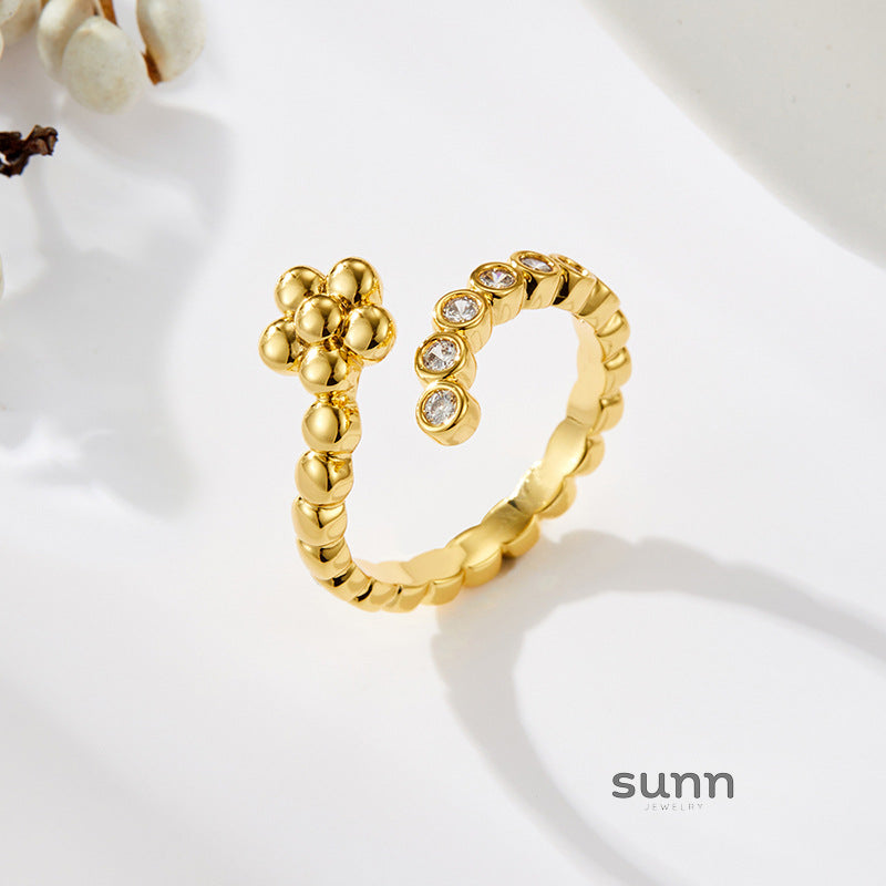 Jamiah Glossy Petal Ring [I0R2BNIJ]