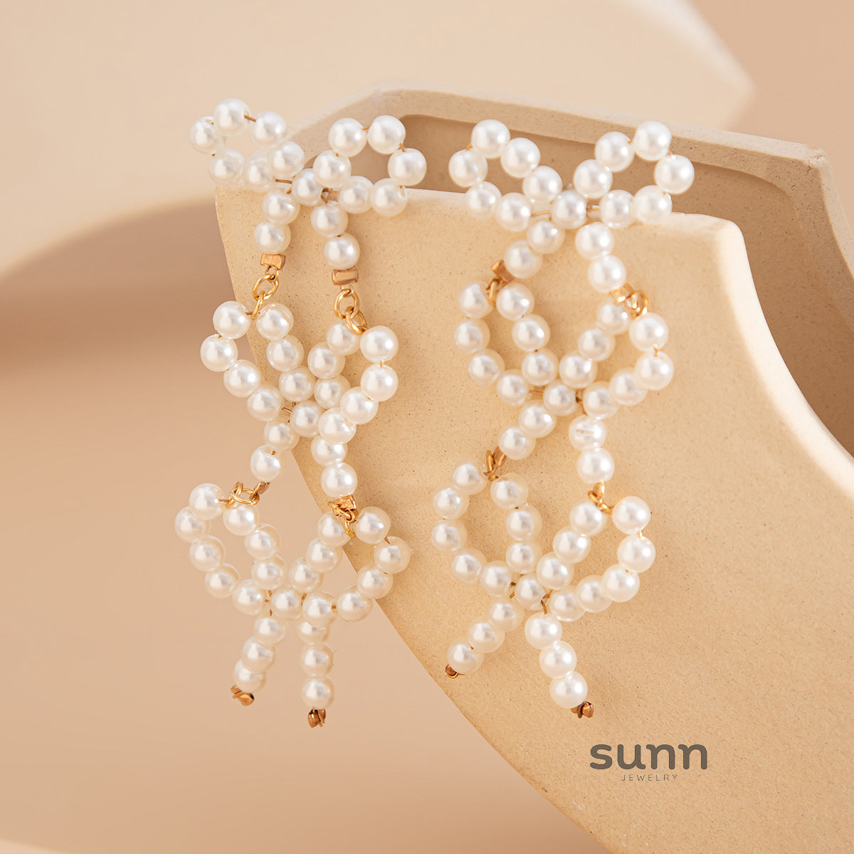 Jamilah Ocean Charm Tassel Earrings [THOORRXT]
