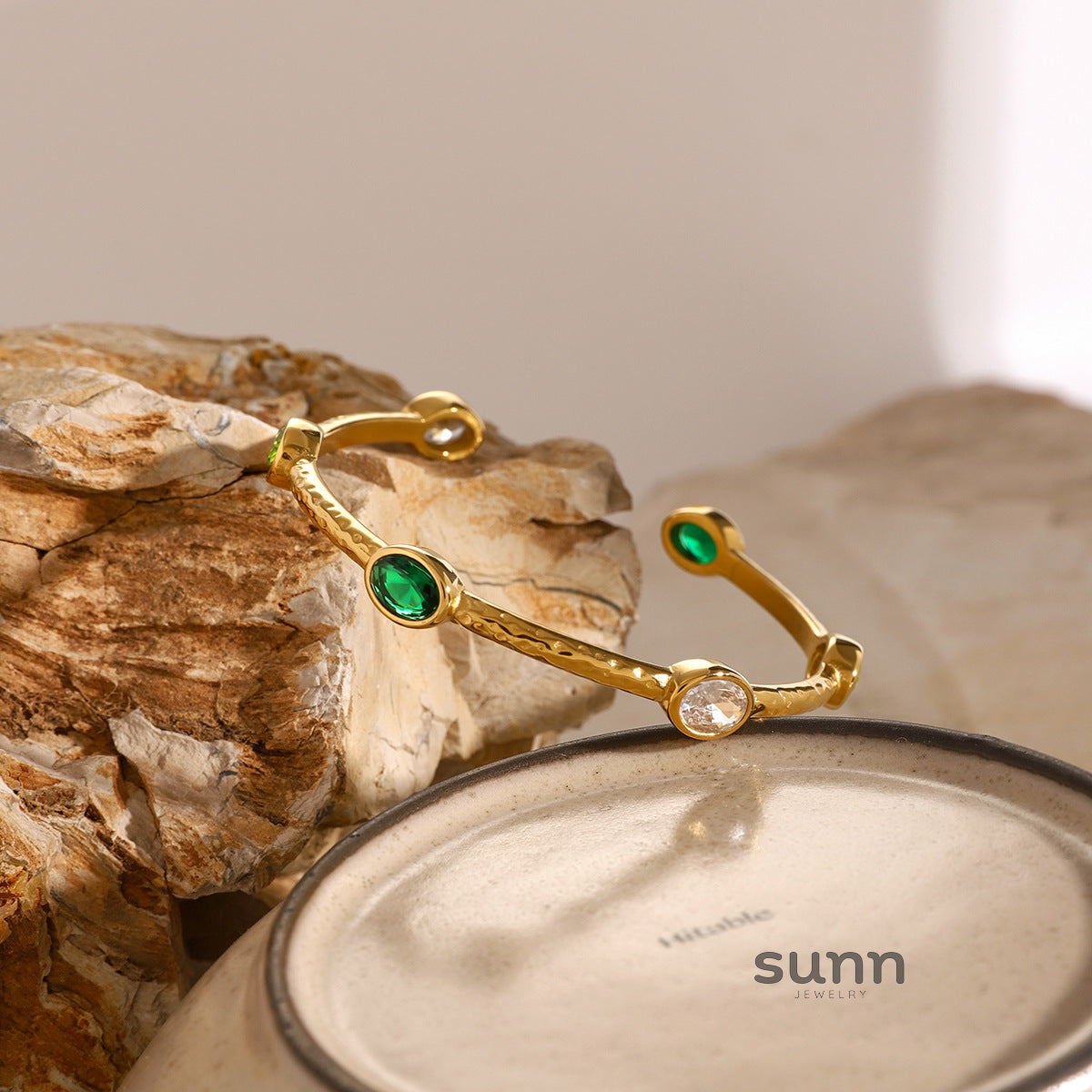 Jamisyn Zircon Retro Bracelet