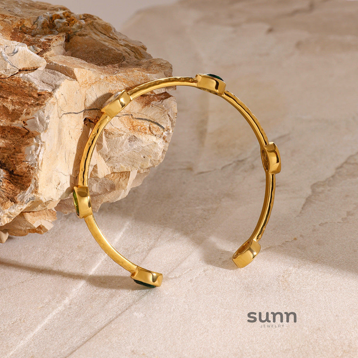 Jamisyn Zircon Retro Bracelet