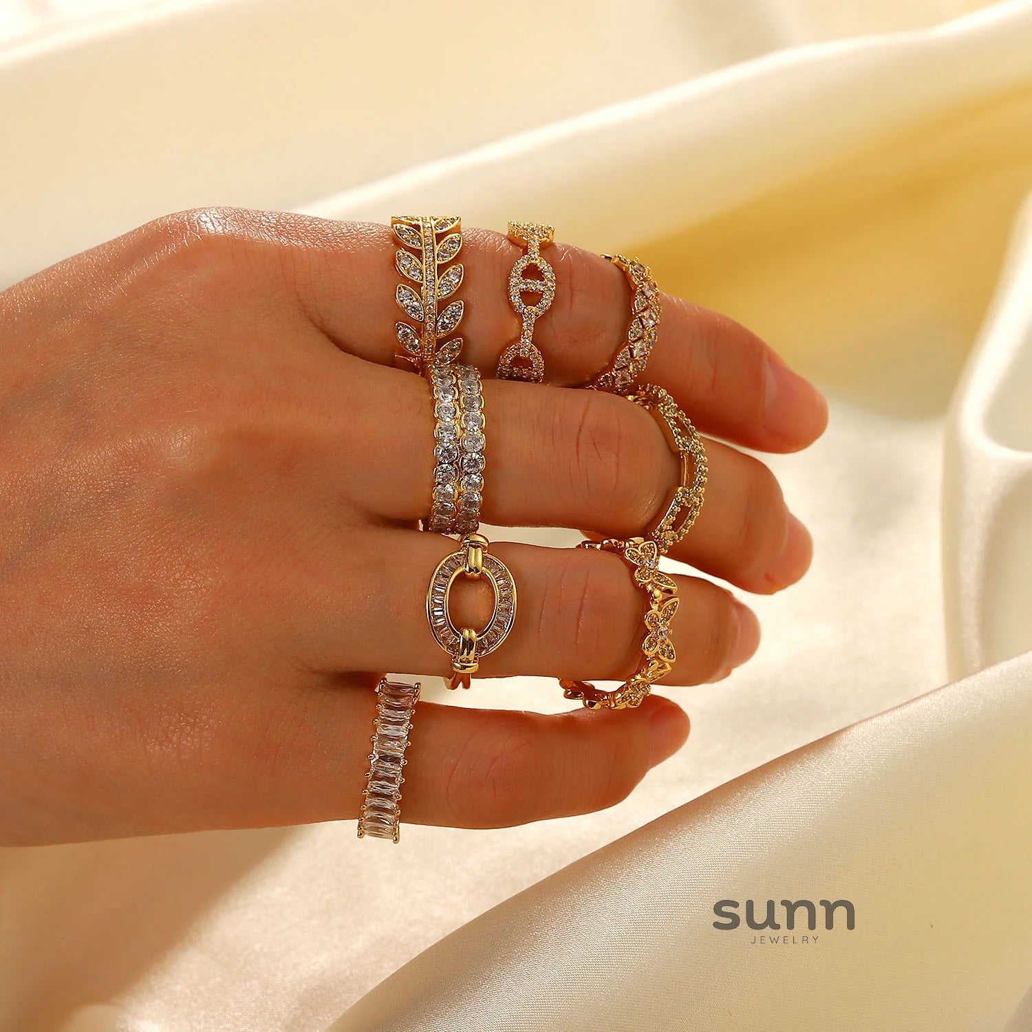 Jamiyah Adjustable Zircon Ring